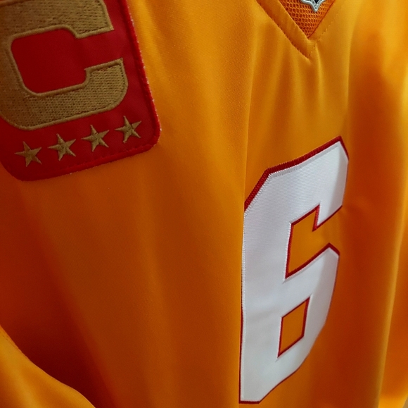 Baker Mayfield Tampa Bay Bucs Creme Stitched Jersey. NWT - Picture 6 of 7